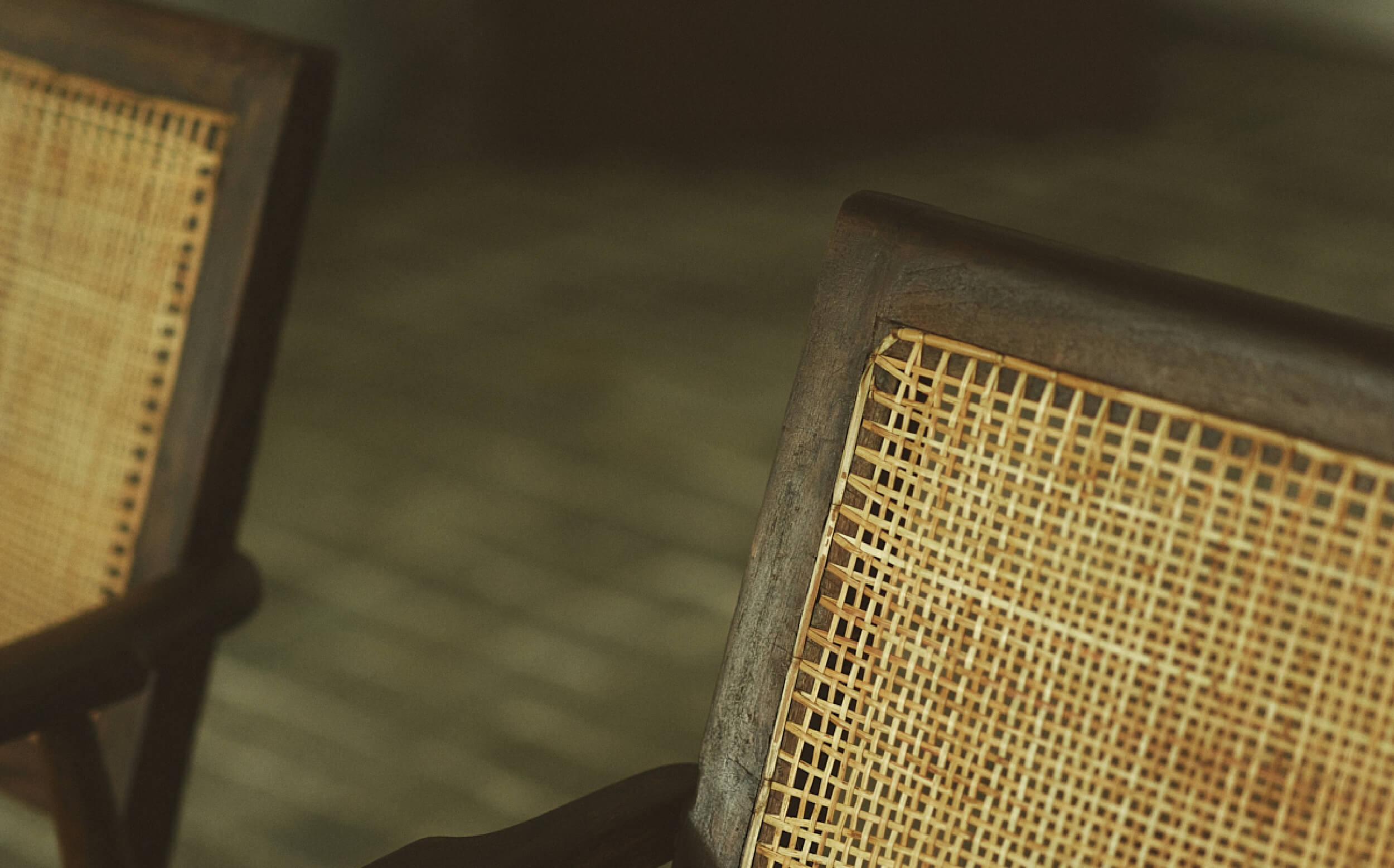 SHIPS FOR WOMEN 2024 FALL AND WINTER �b Attractive Tradition