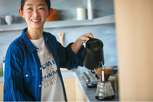 ���C���r�W���A��