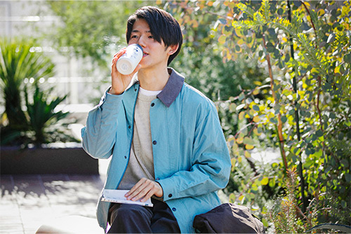 ���C���r�W���A��