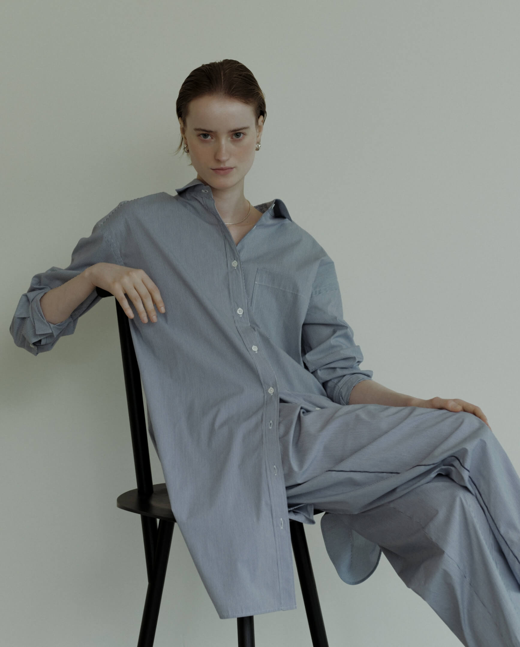 >SHIPS for WOMEN 2026 Summer�b TOUGH Romantic