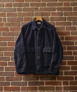 SHIPS: AUTHENTIC _u|Pbg R[fC Vc AE^[