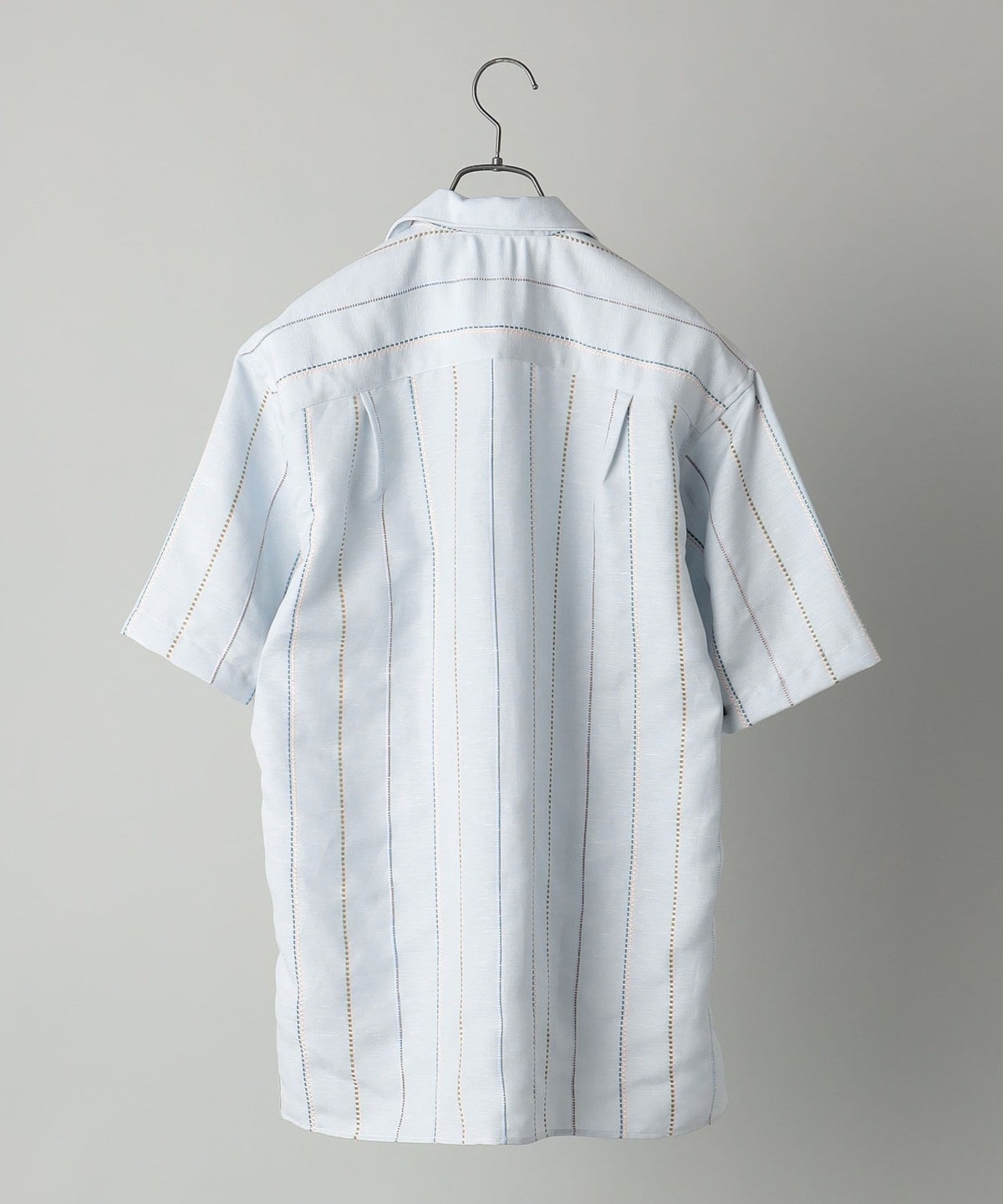 Gitman Vintage: ストライプ ショートスリーブ キャンプカラーシャツ 