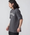 *【SHIPS別注】RUSSELL ATHLETIC: OLD ENGLISH プリント Tシャツ