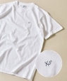 SU:【WEB限定】ワンポイント ロゴ エンブロイダリー Tシャツ ホワイト