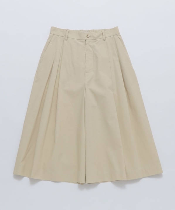 AMOMENTO: WIDE BERMUDA PANTS