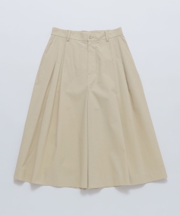 AMOMENTO: WIDE BERMUDA PANTS