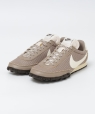 NIKE: Waffle Racer SE �O���[