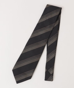 Puccini: �w���� �X�g���C�v �l�N�^�C