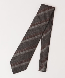 Puccini: �w���� �X�g���C�v �l�N�^�C