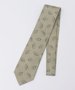 SHIPS: LUXURY VN vg XNGA Rr lN^C