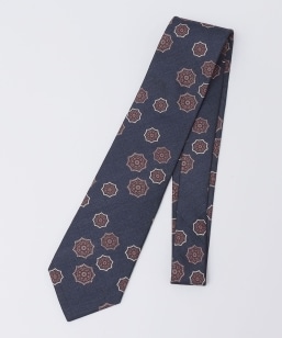 SHIPS: LUXURY VN _I vg lN^C