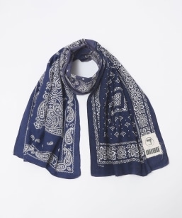 ILL180°: VINTAGE BANDANA STOLE