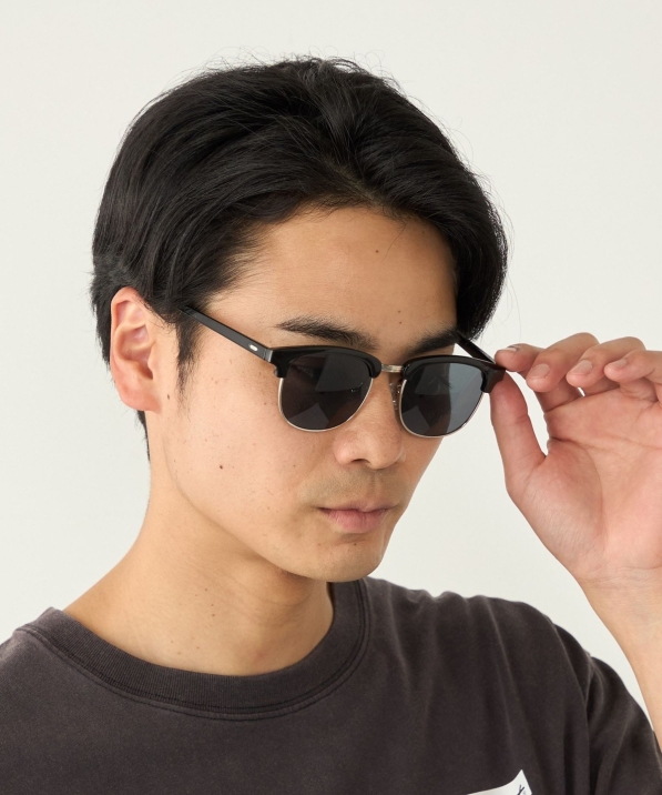 SHIPS Colors:�T�[�����g �T���O���X