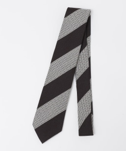 SHIPS Colors:VN E[ lN^C