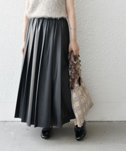 SHIPS Colors:v Ch v[c XJ[g