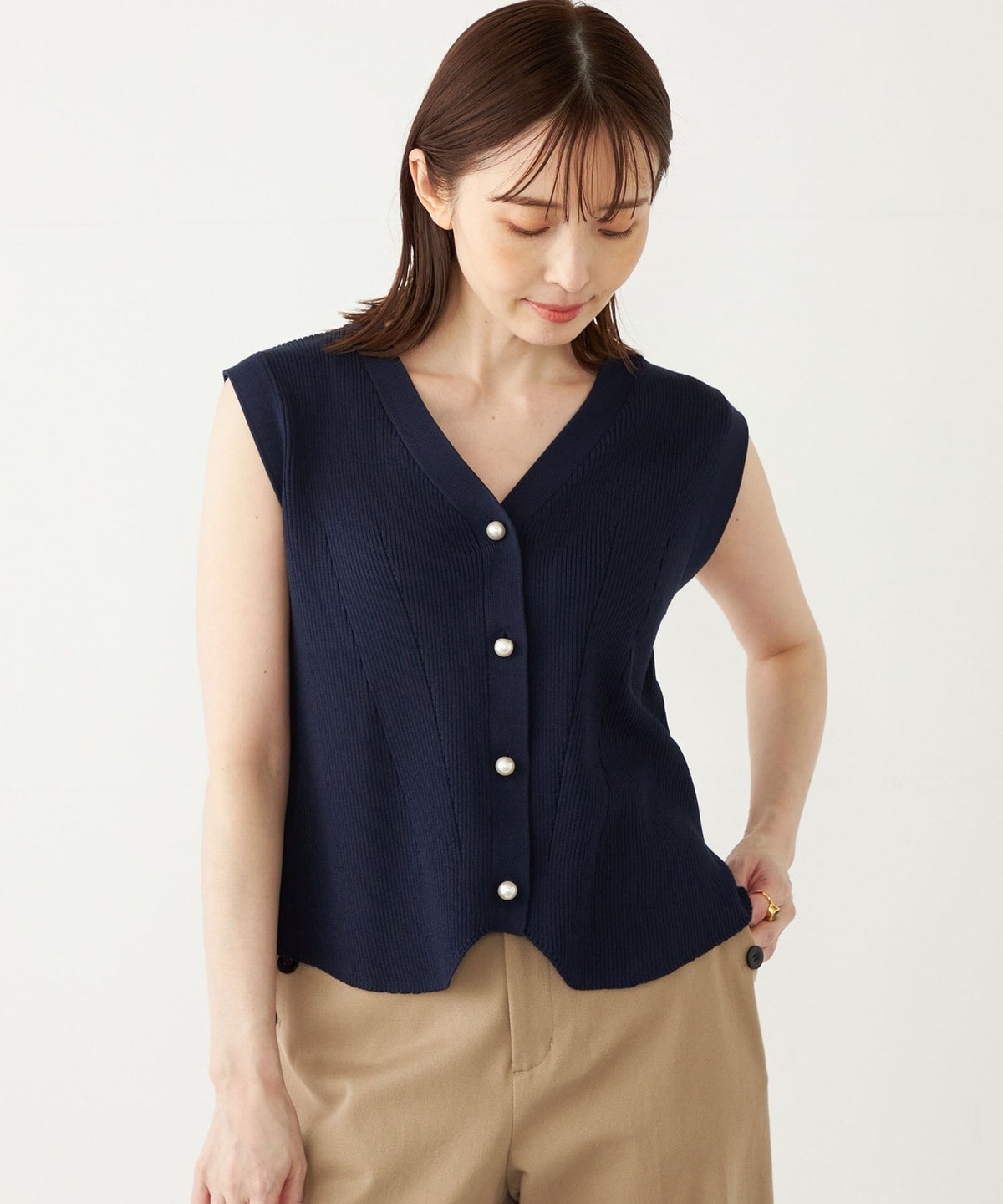 SHIPS Colors:〈手洗い可能〉パールモチーフ ニット ベスト: トップス 