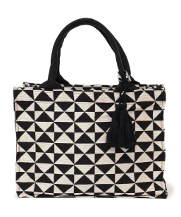 �ySHIPS�ʒ��zBINDU:���^ �W���J�[�h �g�[�g ��