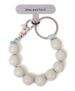 ina.seifart:BIG PERLEN SHORT