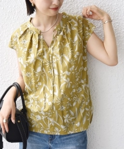 q􂢉\r [ {^jJ vg t` X[u uEX