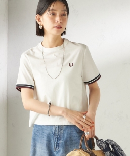 �s�\��tFRED PERRY:G2162 TIPPED T SHIRT