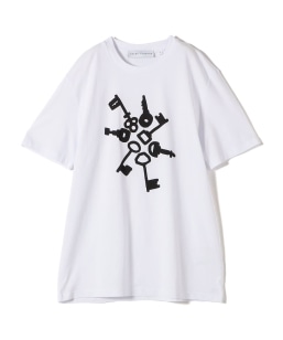 SARAH CORYNEN:KEY PRINT TEE