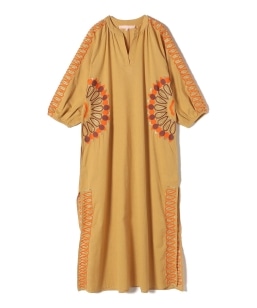 Valerie Khalfon:GuC_[ hX