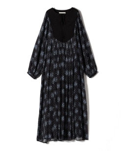 【新品タグ付き】Arobe アローブ ノースリーブ ワンピース ティアード 黒 新品タグ付き】Arobe アローブ ノースリーブ ワンピース