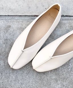 tFCNU[`CiV[Y 22`25.5cm