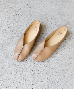 tFCNU[`CiV[Y 22`25.5cm