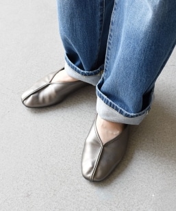 tFCNU[`CiV[Y 22`25.5cm