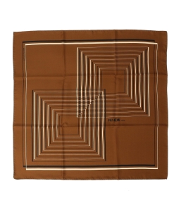 AENEIS:�X�J�[�t