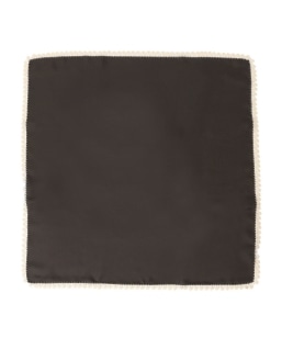 sera studio:CARRE 60 WITH OYA