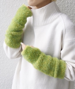 * �t�F�C�N �t�@�[ �A�[�� �E�H�[�}�[ ��