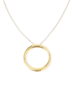 Gabriela Artigas:O PENDANT