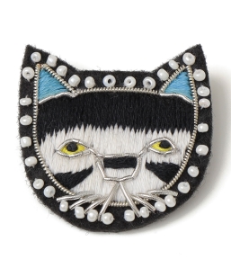 ANATHA:�h�J �u���[�`�i�A�j�}���j