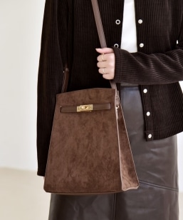 quaranciel: xgfUC XNGA V_[ obO