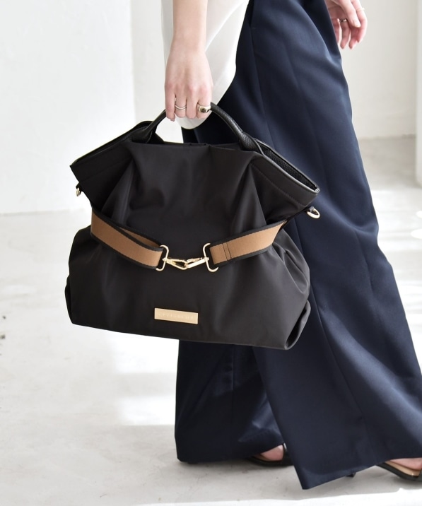 �s�\��tquaranciel: ���C���x���g 2way �V�����_�[ �g�[�g �o�b�O�iA4�Ή��j