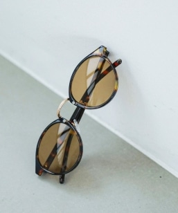 �s�\��tquaranciel: ���E���h �T���O���X�i���I�p�[�h �P�[�X �`���[���t���j