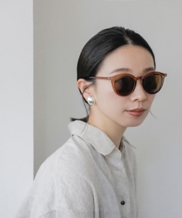 quaranciel: �{�X�g�� �t���[�� �T���O���X