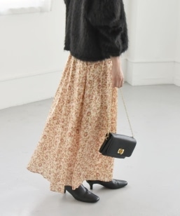 quaranciel :q@\rTROUILLET t[ vg tA XJ[g