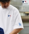 【SHIPS any別注】MLB: バッターマン ワンポイント 刺繍 /袖プリント Tシャツ◇ ホワイト