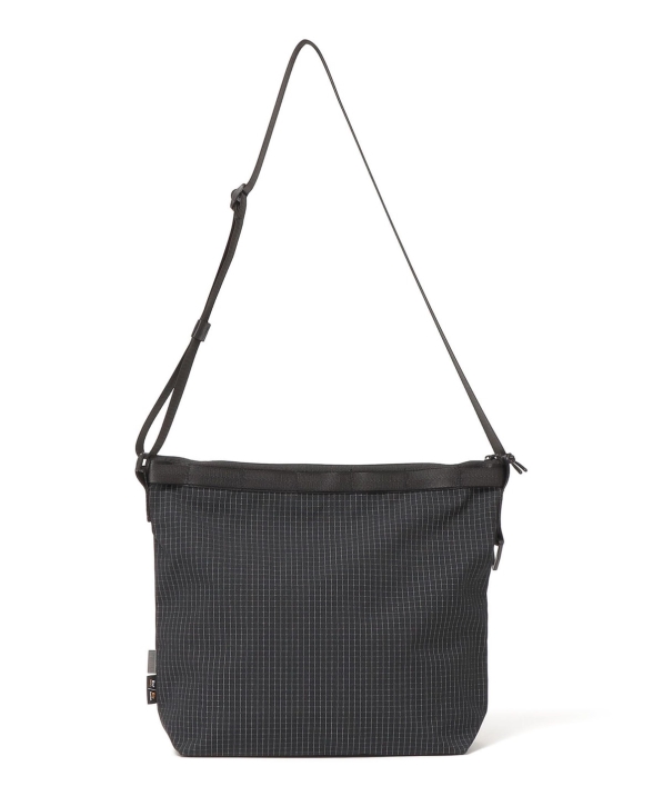 WEEKENDER: ���b�v�X�g�b�v �V�����_�[�o�b�O