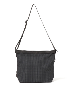 WEEKENDER: ���b�v�X�g�b�v �V�����_�[�o�b�O