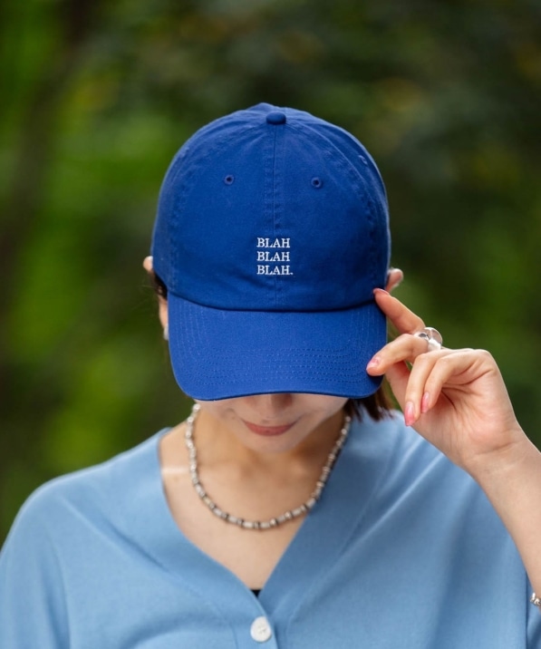 一部WEB限定】newhattan: BLAH BLAH BLAH. 刺繍 ベースボールキャップ