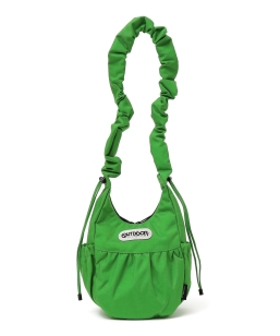 OUTDOOR PRODUCTS: EGG �V�����_�[ �o�b�O