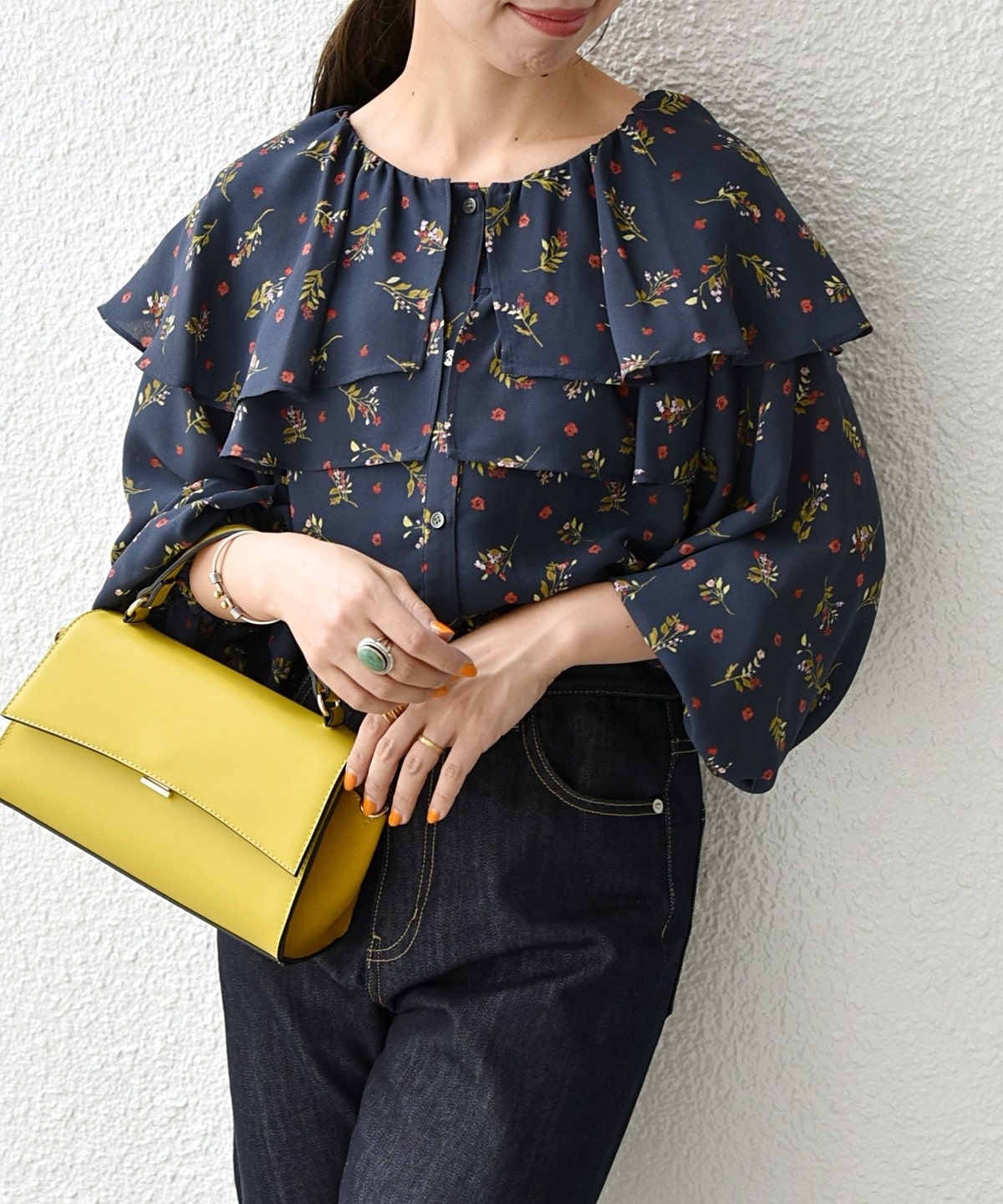 完売品★ELLIE ティアードブラウス NAVY