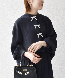 �s�\��t�q��􂢉\�r���{�� ���`�[�t �X�^���h�J���[ �V���c �u���E�X�mNAVY BLUE�n