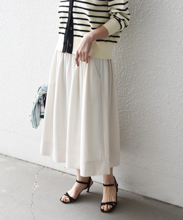 �s�\��tSHIPS any:�q����@�\�r���[�v���[�� �M���U�[ �t���A �X�J�[�g