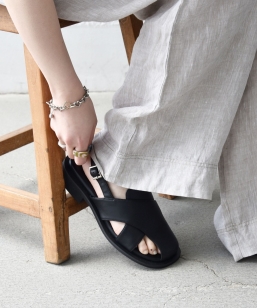 �s�\��t�ySHIPS any�ʒ��zALL BLACK:  �o�b�N �X�g���b�v �T���_��