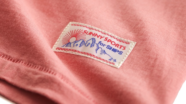 SUNNY SPORTS × SHIPS��W�l�[��T�V���c